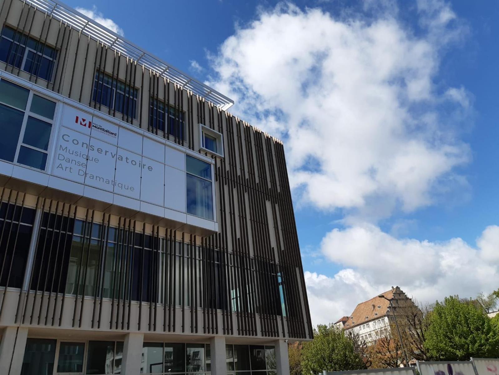 Studio De 30M² Hypercentre Tres Calme Montbeliard Exterior photo